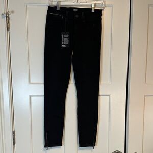 NWT PAIGE Black Fog Zip Ankle Jeans for Women